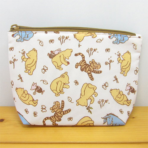 人気のクラシックプー！コスメグッズもかわいくひとまとめ♪ディズニー　CLASSIC　POOH　くまのプーさん　コスメポーチ（ともだち）