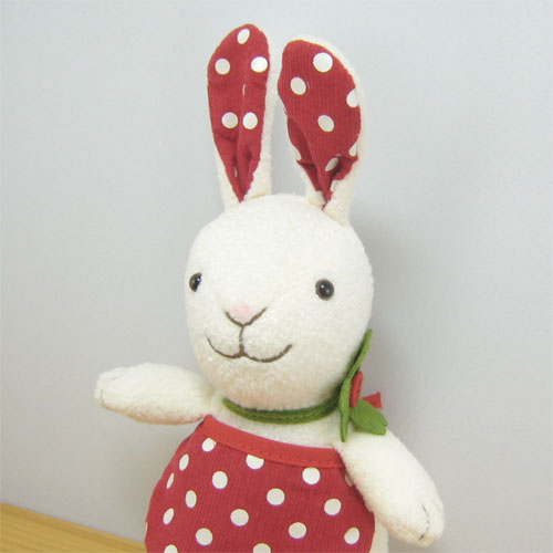goodLuck（グッドラック）　ぬいぐるみSサイズ　ウサギのポルカ