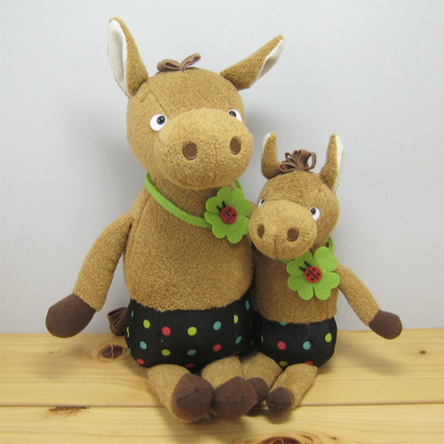 goodLuck（グッドラック）　ぬいぐるみ　ウマのサクラ