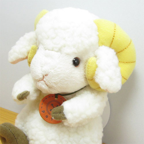 サンアロー　オリジナルぬいぐるみ　potte　ヒツジ　ぬいぐるみ