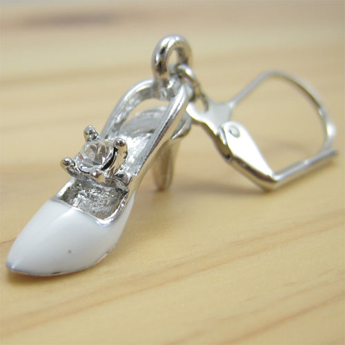 バーグ限定　手作り雑貨　ビーズアクセサリー　ピアス　リングとハイヒールのピアス