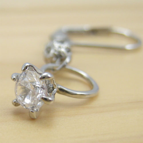 バーグ限定　手作り雑貨　ビーズアクセサリー　ピアス　リングとハイヒールのピアス