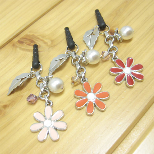 『バーグ限定品』　手作り雑貨　ビーズアクセサリー　スマートフォンピアス　フラワーチャーム