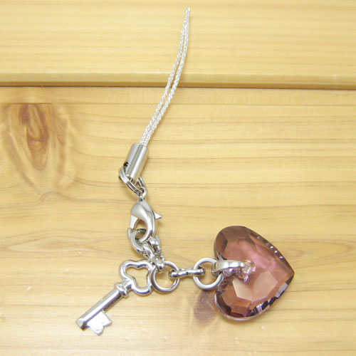 『バーグ限定品』　揺れるとキラキラ素敵なハートのストラップ！キラキラハートのストラップ（パープル）