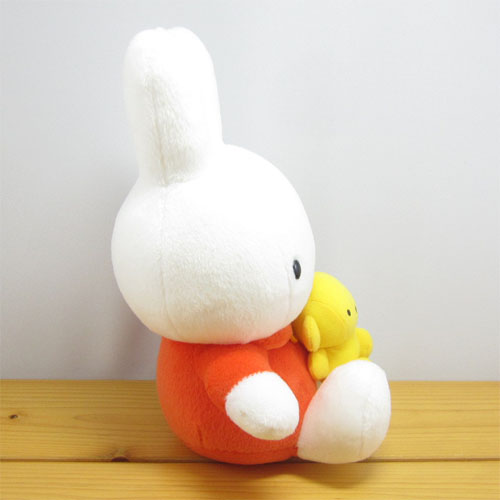 ディック・ブルーナ　ミッフィー（miffy）　ぬいぐるみ　クマちゃん抱きミッフィー