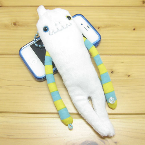 ひょろながい手足が特徴のへんてこひょろなが宇宙人 なんだか癖になるかわいさです モケケ ぬいぐるみssサイズ スカンツ モケケの雑貨のおもちゃ箱バーグ