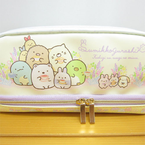 女の子にオススメのデザイン ２ルームに分けて入れられて大容量 すみっコぐらし ツールームペンポーチ ふしぎなうさぎのおにわ サンエックス株式会社