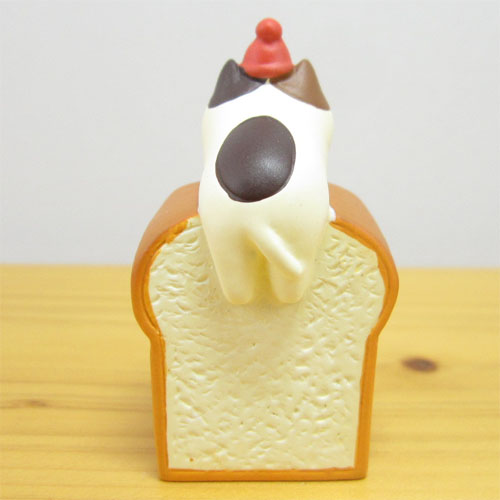 デコレ コンコンブル レガッタサンド ベーカリー パン 看板 猫